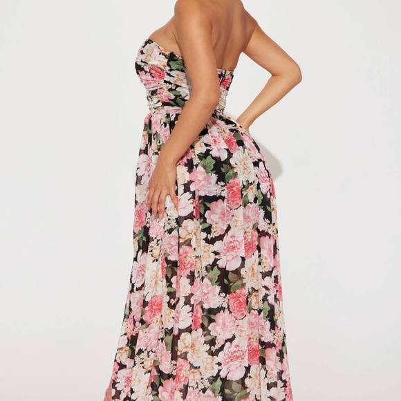 Subtle Beauty Floral Maxi Dress - Picture 2 of 3